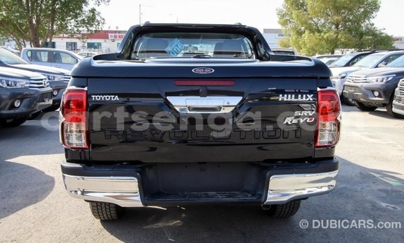 Nunua Imported Toyota Hilux Black Gari ndani ya Import - Dubai nchini Hhohho Nunua Imported Toyota Hilux Black Gari ndani ya Import - Dubai nchini Hhohho