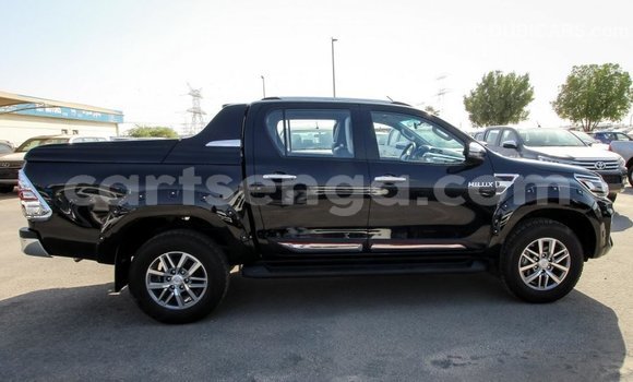 Nunua Imported Toyota Hilux Black Gari ndani ya Import - Dubai nchini Hhohho Nunua Imported Toyota Hilux Black Gari ndani ya Import - Dubai nchini Hhohho
