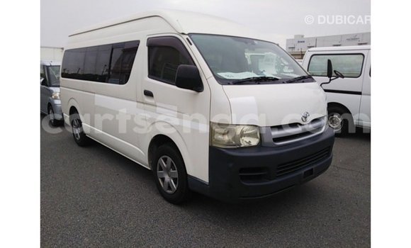 Acheter Import Voiture Toyota Hiace Blanc à Import - Dubai, Hhohho Acheter Import Voiture Toyota Hiace Blanc à Import - Dubai, Hhohho