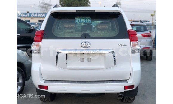 Nunua Imported Toyota Prado White Gari ndani ya Import - Dubai nchini Hhohho Nunua Imported Toyota Prado White Gari ndani ya Import - Dubai nchini Hhohho