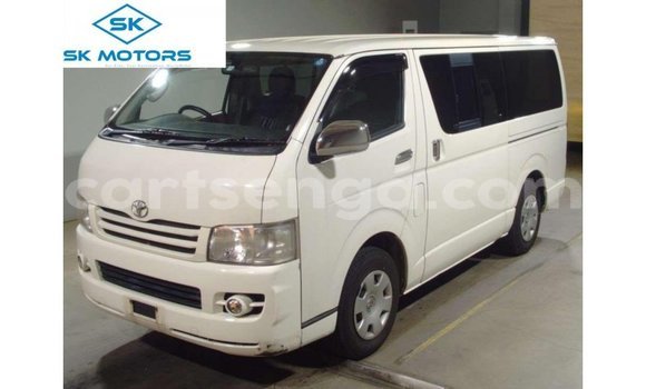 Nunua Imported Toyota Hiace White Gari ndani ya Import - Dubai nchini Hhohho