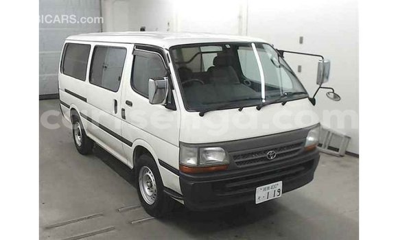 Acheter Import Voiture Toyota Hiace Blanc à Import - Dubai, Hhohho Acheter Import Voiture Toyota Hiace Blanc à Import - Dubai, Hhohho