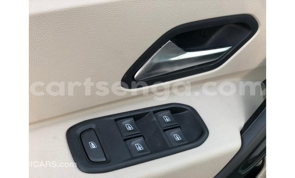 Nunua Imported Renault Duster Beige Gari ndani ya Import - Dubai nchini Hhohho Nunua Imported Renault Duster Beige Gari ndani ya Import - Dubai nchini Hhohho