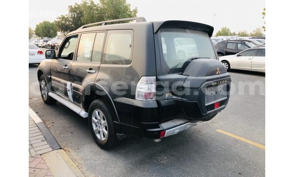 Nunua Imported Mitsubishi Pajero Black Gari ndani ya Import - Dubai nchini Hhohho Nunua Imported Mitsubishi Pajero Black Gari ndani ya Import - Dubai nchini Hhohho