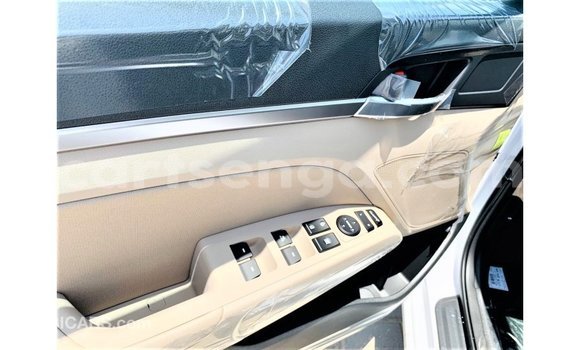 Acheter Import Voiture Hyundai Elantra Blanc à Import - Dubai, Hhohho Acheter Import Voiture Hyundai Elantra Blanc à Import - Dubai, Hhohho