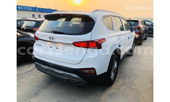 Acheter Import Voiture Hyundai Santa Fe Blanc à Import - Dubai, Hhohho Acheter Import Voiture Hyundai Santa Fe Blanc à Import - Dubai, Hhohho