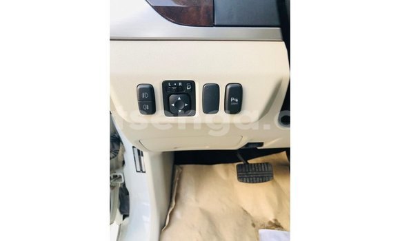 Nunua Imported Mitsubishi Pajero White Gari ndani ya Import - Dubai nchini Hhohho Nunua Imported Mitsubishi Pajero White Gari ndani ya Import - Dubai nchini Hhohho