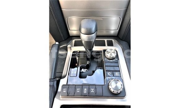 Acheter Import Voiture Toyota Land Cruiser Autre à Import - Dubai, Hhohho Acheter Import Voiture Toyota Land Cruiser Autre à Import - Dubai, Hhohho