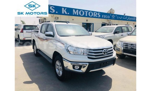 Nunua Imported Toyota Hilux White Gari ndani ya Import - Dubai nchini Hhohho