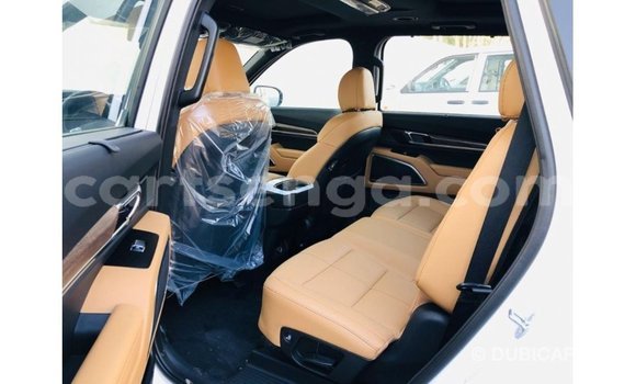 Acheter Import Voiture Kia Rio Blanc à Import - Dubai, Hhohho Acheter Import Voiture Kia Rio Blanc à Import - Dubai, Hhohho