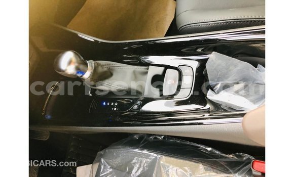Acheter Import Voiture Toyota C-HR Autre à Import - Dubai, Hhohho Acheter Import Voiture Toyota C-HR Autre à Import - Dubai, Hhohho