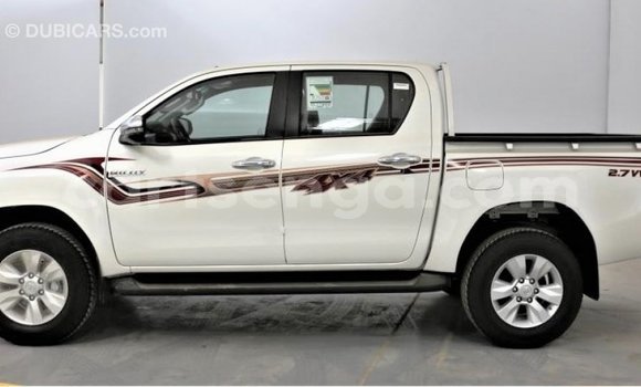 Acheter Import Voiture Toyota Hilux Blanc à Import - Dubai, Hhohho Acheter Import Voiture Toyota Hilux Blanc à Import - Dubai, Hhohho