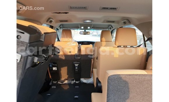 Acheter Import Voiture Toyota Fortuner Autre à Import - Dubai, Hhohho Acheter Import Voiture Toyota Fortuner Autre à Import - Dubai, Hhohho