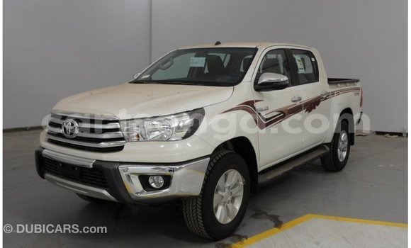 Acheter Import Voiture Toyota Hilux Blanc à Import - Dubai, Hhohho Acheter Import Voiture Toyota Hilux Blanc à Import - Dubai, Hhohho