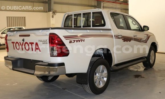 Acheter Import Voiture Toyota Hilux Blanc à Import - Dubai, Hhohho Acheter Import Voiture Toyota Hilux Blanc à Import - Dubai, Hhohho
