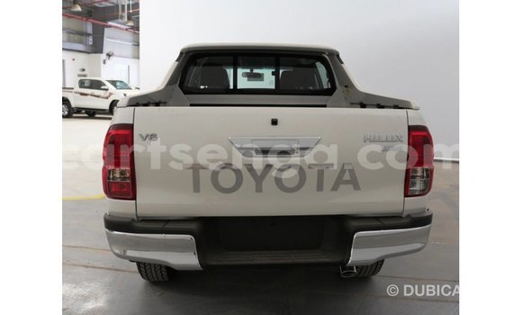 Acheter Import Voiture Toyota Hilux Blanc à Import - Dubai, Hhohho Acheter Import Voiture Toyota Hilux Blanc à Import - Dubai, Hhohho