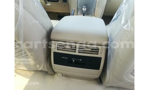 Acheter Import Voiture Toyota Land Cruiser Noir à Import - Dubai, Hhohho Acheter Import Voiture Toyota Land Cruiser Noir à Import - Dubai, Hhohho