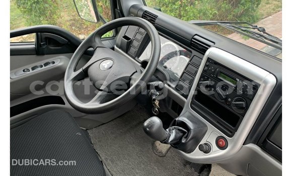 Acheter Import Voiture Mitsubishi Carisma Blanc à Import - Dubai, Hhohho Acheter Import Voiture Mitsubishi Carisma Blanc à Import - Dubai, Hhohho