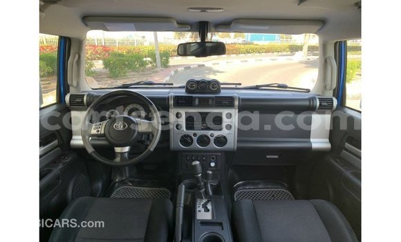 Acheter Import Voiture Toyota FJ Cruiser Bleu à Import - Dubai, Hhohho Acheter Import Voiture Toyota FJ Cruiser Bleu à Import - Dubai, Hhohho