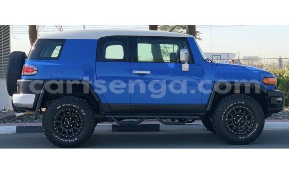 Acheter Import Voiture Toyota FJ Cruiser Bleu à Import - Dubai, Hhohho Acheter Import Voiture Toyota FJ Cruiser Bleu à Import - Dubai, Hhohho