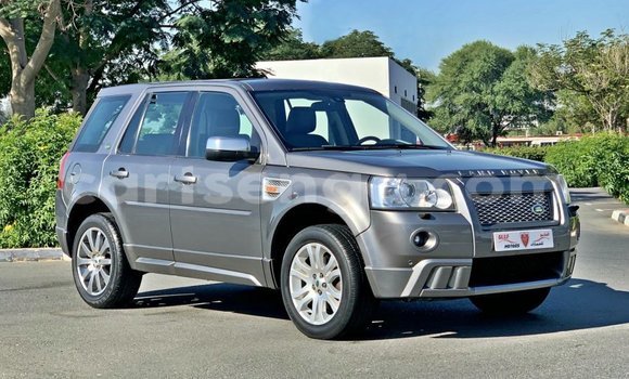 Buy Import Land Rover Defender Other Car in Import - Dubai in Hhohho Buy Import Land Rover Defender Other Car in Import - Dubai in Hhohho