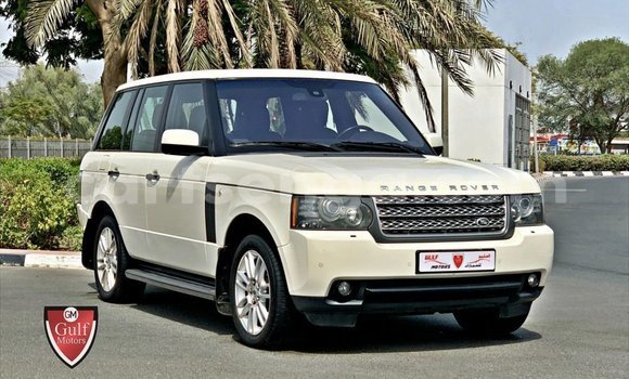 Nunua Imported Land Rover Range Rover White Gari ndani ya Import - Dubai nchini Hhohho