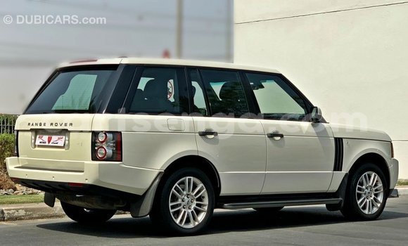 Acheter Import Voiture Land Rover Range Rover Blanc à Import - Dubai, Hhohho Acheter Import Voiture Land Rover Range Rover Blanc à Import - Dubai, Hhohho