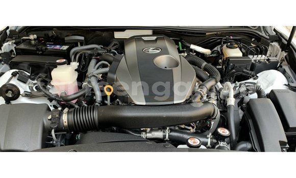 Acheter Import Voiture Lexus IS Blanc à Import - Dubai, Hhohho Acheter Import Voiture Lexus IS Blanc à Import - Dubai, Hhohho