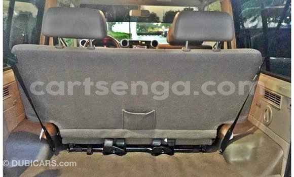 Acheter Import Voiture Toyota Land Cruiser Beige à Import - Dubai, Hhohho Acheter Import Voiture Toyota Land Cruiser Beige à Import - Dubai, Hhohho