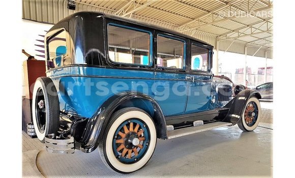 Nunua Imported Buick Electra Blue Gari ndani ya Import - Dubai nchini Hhohho Nunua Imported Buick Electra Blue Gari ndani ya Import - Dubai nchini Hhohho