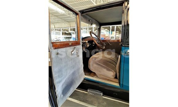 Nunua Imported Buick Electra Blue Gari ndani ya Import - Dubai nchini Hhohho Nunua Imported Buick Electra Blue Gari ndani ya Import - Dubai nchini Hhohho