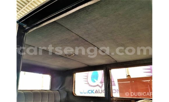 Nunua Imported Buick Electra Blue Gari ndani ya Import - Dubai nchini Hhohho Nunua Imported Buick Electra Blue Gari ndani ya Import - Dubai nchini Hhohho