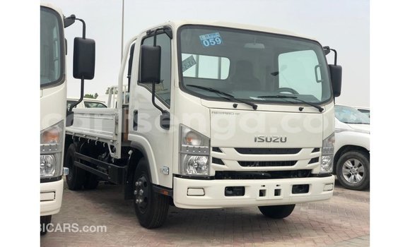 Acheter Import Utilitaire Isuzu Bighorn Blanc à Import - Dubai, Hhohho Acheter Import Utilitaire Isuzu Bighorn Blanc à Import - Dubai, Hhohho