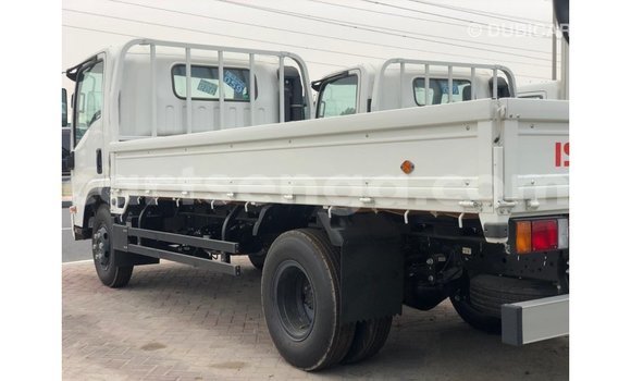 Acheter Import Utilitaire Isuzu Bighorn Blanc à Import - Dubai, Hhohho Acheter Import Utilitaire Isuzu Bighorn Blanc à Import - Dubai, Hhohho