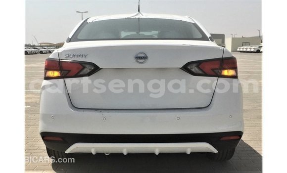 Acheter Import Voiture Nissan Sunny Blanc à Import - Dubai, Hhohho Acheter Import Voiture Nissan Sunny Blanc à Import - Dubai, Hhohho