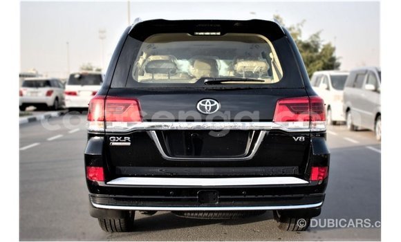 Acheter Import Voiture Toyota Land Cruiser Noir à Import - Dubai, Hhohho Acheter Import Voiture Toyota Land Cruiser Noir à Import - Dubai, Hhohho