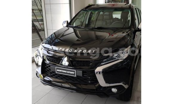 Nunua Imported Mitsubishi Montero Black Gari ndani ya Import - Dubai nchini Hhohho
