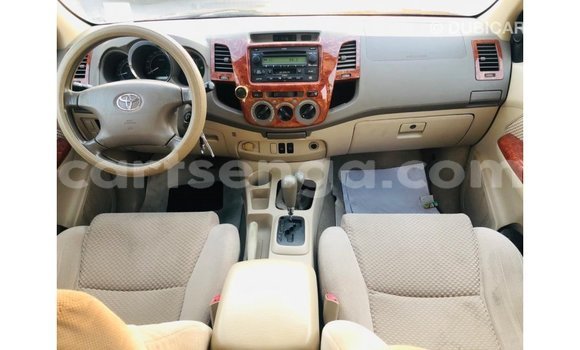 Nunua Imported Toyota Fortuner Black Gari ndani ya Import - Dubai nchini Hhohho Nunua Imported Toyota Fortuner Black Gari ndani ya Import - Dubai nchini Hhohho
