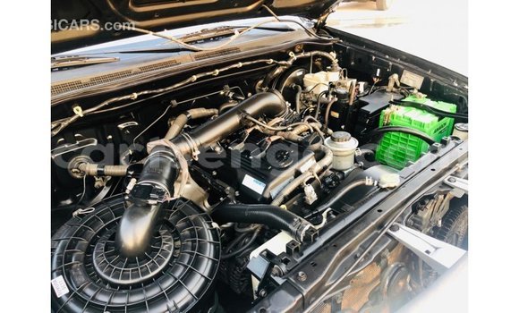 Nunua Imported Toyota Fortuner Black Gari ndani ya Import - Dubai nchini Hhohho Nunua Imported Toyota Fortuner Black Gari ndani ya Import - Dubai nchini Hhohho