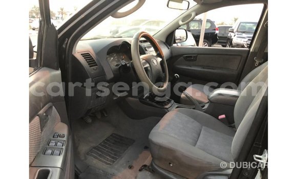 Nunua Imported Toyota Hilux Black Gari ndani ya Import - Dubai nchini Hhohho Nunua Imported Toyota Hilux Black Gari ndani ya Import - Dubai nchini Hhohho