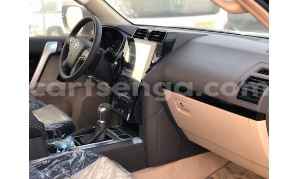 Nunua Imported Toyota Prado Black Gari ndani ya Import - Dubai nchini Hhohho Nunua Imported Toyota Prado Black Gari ndani ya Import - Dubai nchini Hhohho