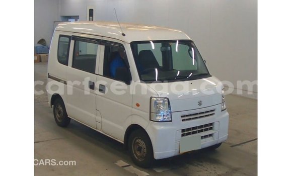 Acheter Import Voiture Suzuki Every Blanc à Import - Dubai, Hhohho Acheter Import Voiture Suzuki Every Blanc à Import - Dubai, Hhohho