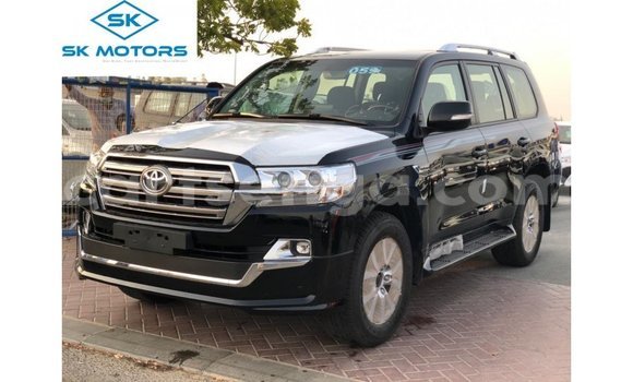 Nunua Imported Toyota Land Cruiser Black Gari ndani ya Import - Dubai nchini Hhohho Nunua Imported Toyota Land Cruiser Black Gari ndani ya Import - Dubai nchini Hhohho