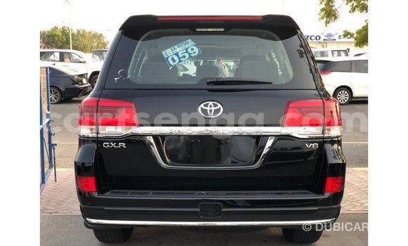 Nunua Imported Toyota Land Cruiser Black Gari ndani ya Import - Dubai nchini Hhohho Nunua Imported Toyota Land Cruiser Black Gari ndani ya Import - Dubai nchini Hhohho