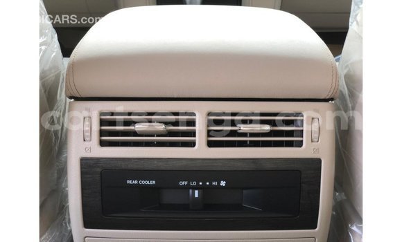 Nunua Imported Toyota Land Cruiser Black Gari ndani ya Import - Dubai nchini Hhohho Nunua Imported Toyota Land Cruiser Black Gari ndani ya Import - Dubai nchini Hhohho