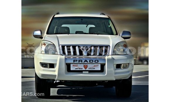 Acheter Import Voiture Toyota Prado Blanc à Import - Dubai, Hhohho Acheter Import Voiture Toyota Prado Blanc à Import - Dubai, Hhohho