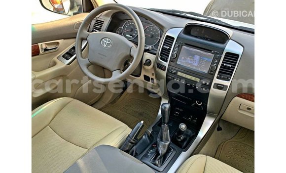Acheter Import Voiture Toyota Prado Blanc à Import - Dubai, Hhohho Acheter Import Voiture Toyota Prado Blanc à Import - Dubai, Hhohho