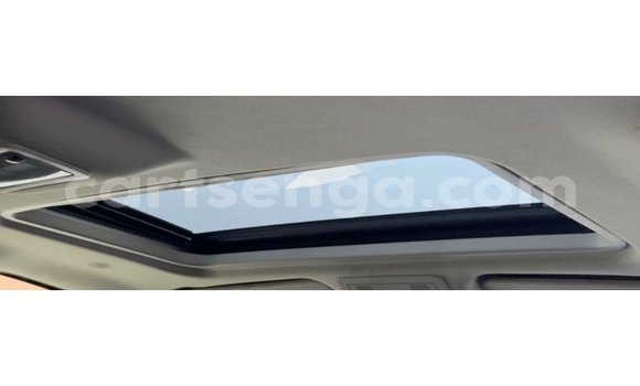 Acheter Import Voiture Chevrolet Suburban Noir à Import - Dubai, Hhohho Acheter Import Voiture Chevrolet Suburban Noir à Import - Dubai, Hhohho