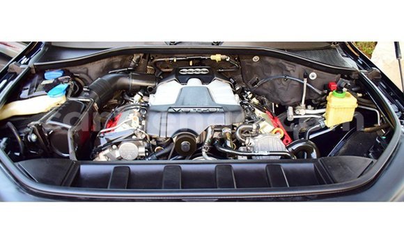 Acheter Import Voiture Audi Q7 Noir à Import - Dubai, Hhohho Acheter Import Voiture Audi Q7 Noir à Import - Dubai, Hhohho