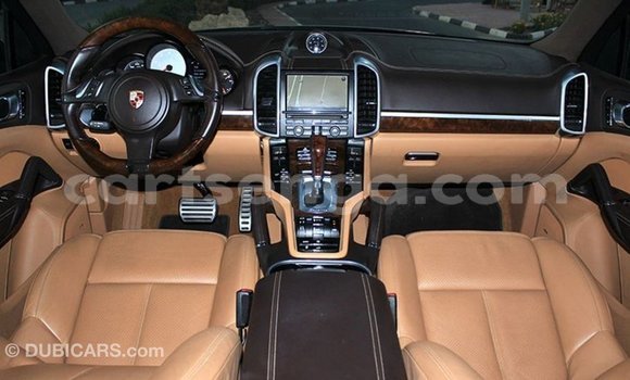 Acheter Import Voiture Porsche Cayenne Autre à Import - Dubai, Hhohho Acheter Import Voiture Porsche Cayenne Autre à Import - Dubai, Hhohho